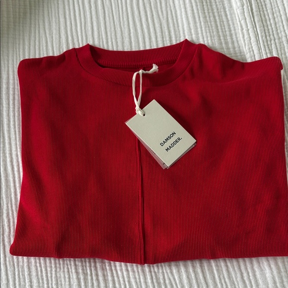 Chic Red Crew Neck Sweater NWT UK size 16 - Picture 1 of 9